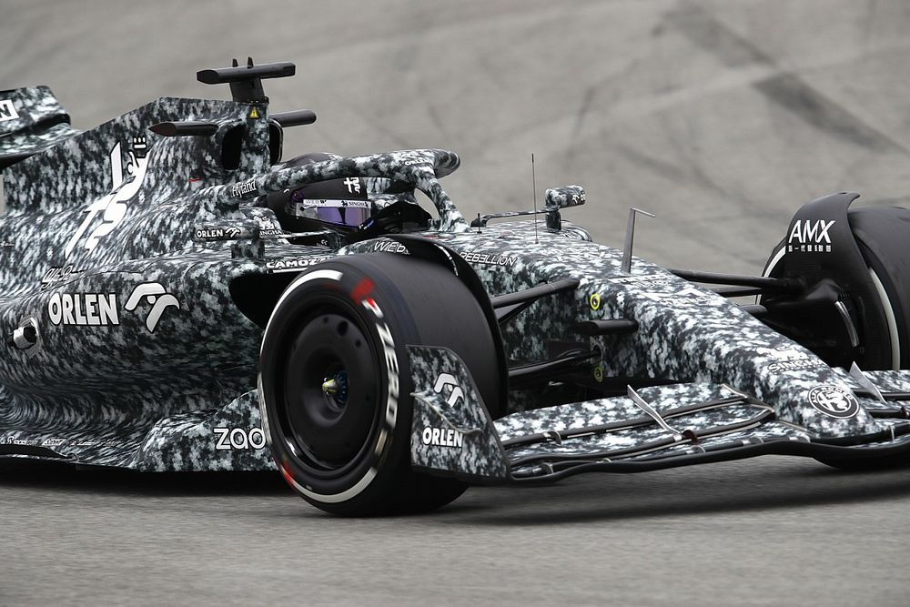 Guanyu Zhou, Alfa Romeo C42