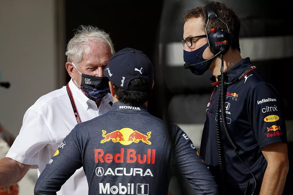 Helmut Marko, Consultant, Red Bull Racing, with Sergio Perez, Red Bull Racing