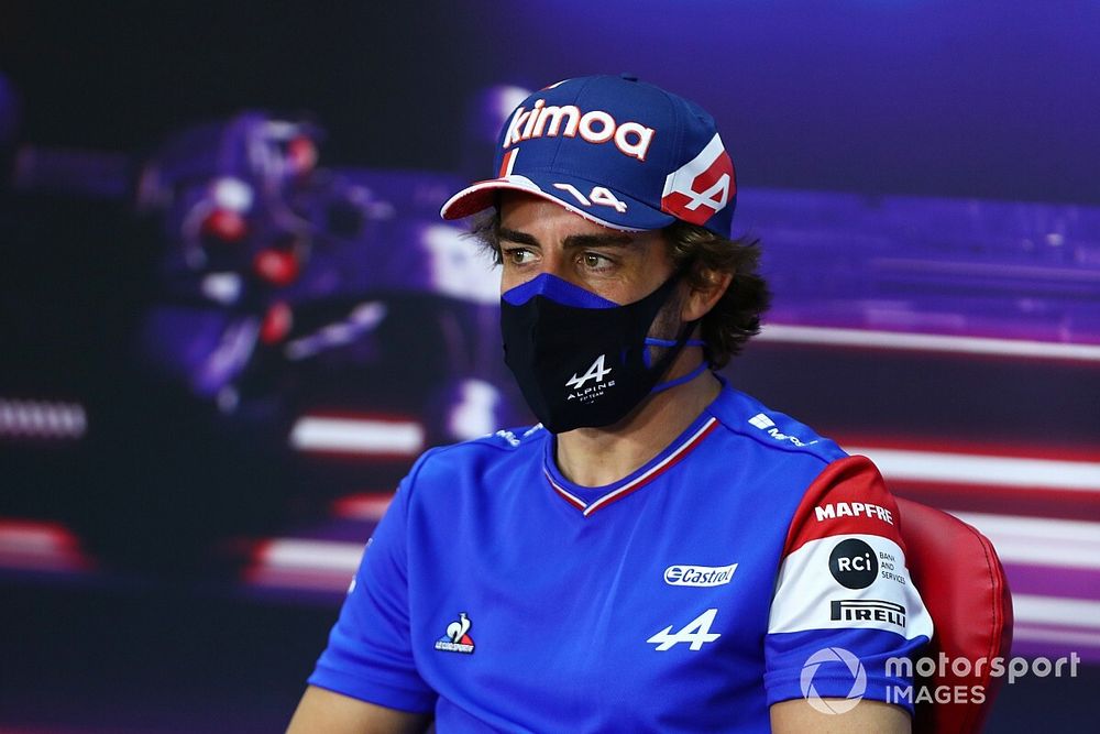 Fernando Alonso, Alpine F1, in the press conference