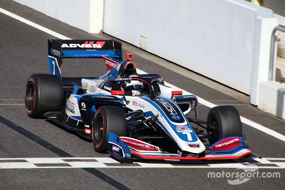 小林可夢偉 Kamui Kobayashi（carrozzeria Team KCMG）