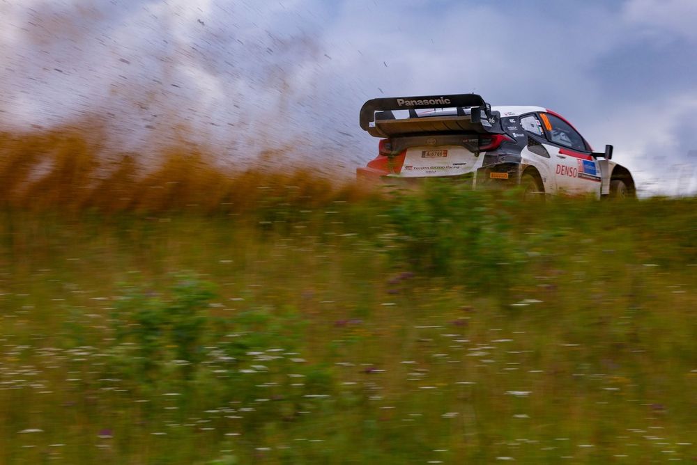 Kaye2828 nude her tight outfit highlighted her fantastic