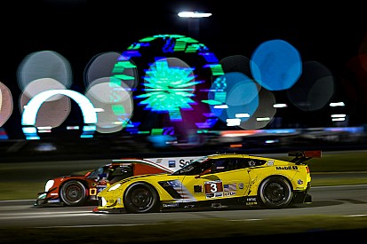 Molina y García, cerca de completar un histórico doblete español en Daytona