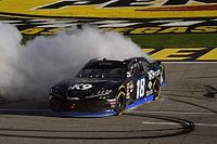 NASCAR modifica las condiciones para competir en Xfinity y Trucks