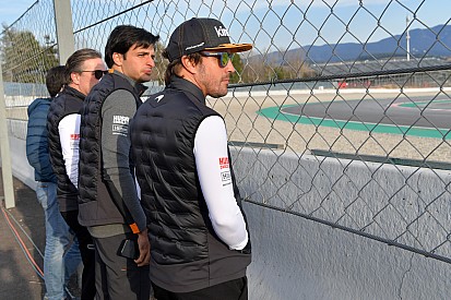 Алонсо став послом McLaren