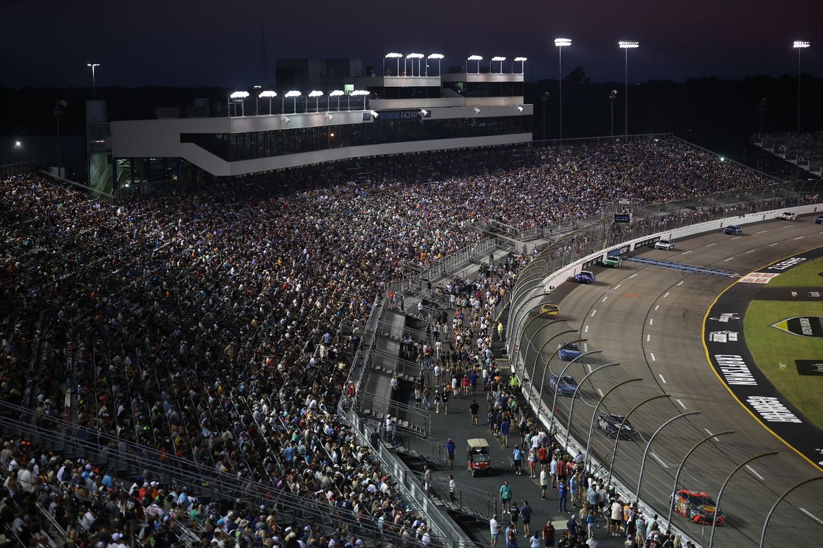 Motorsport.com transmite NASCAR em Richmond; saiba horários e como assistir