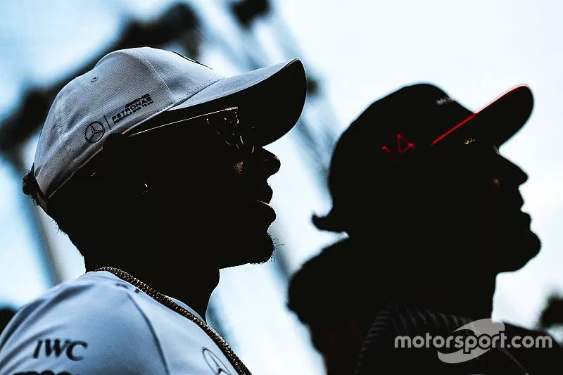 Lewis Hamilton, Mercedes AMG F1, Fernando Alonso, McLaren