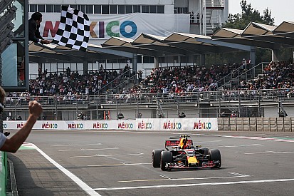 Verstappen: Hamilton tarzı dominasyon, galibiyet için savaşmaktan daha iyi