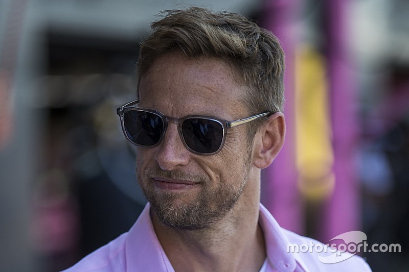 Jenson Button édesapa lesz