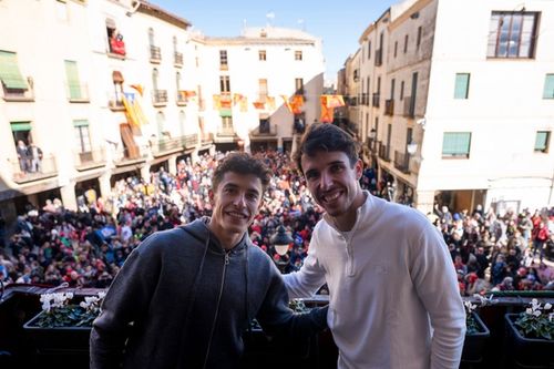 Hist&oacute;rica celebraci&oacute;n de los hermanos M&aacute;rquez en Cervera