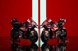 Galer&iacute;a MotoGP: la moto de 2026 de M&aacute;rquez y Bagnaia, la Ducati GP26