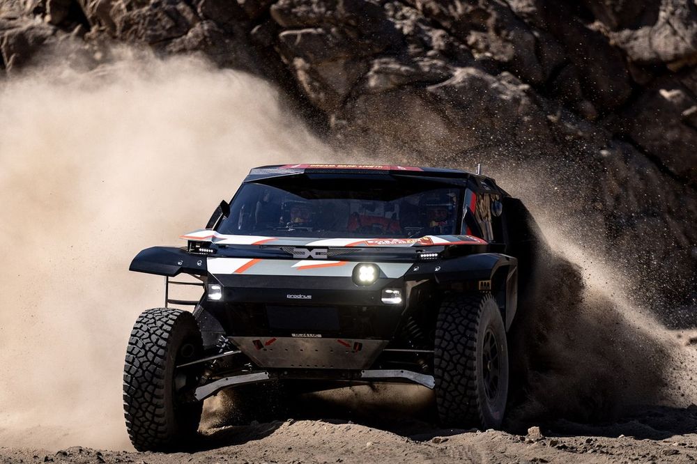 #223 Os Dacia Sandriders Dacia: Lucas Moraes, Dennis Zenz