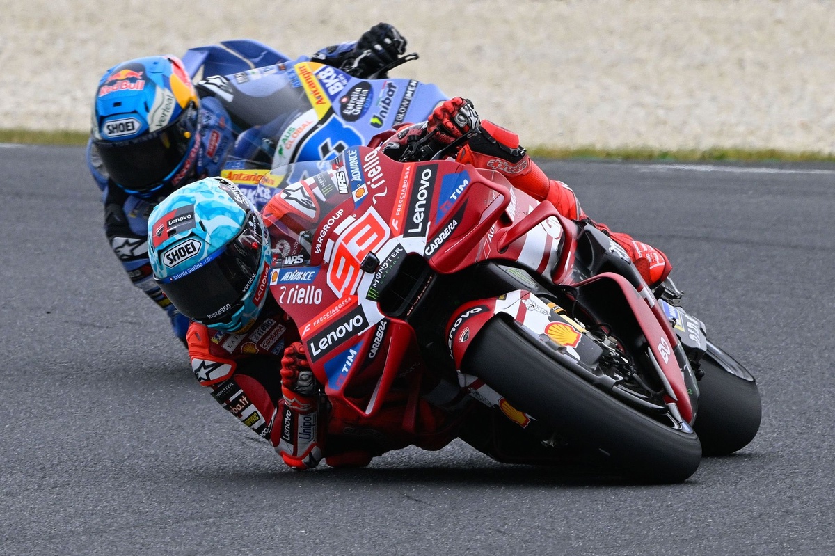 Alex Marquez Avoids Overtaking Brother Marc in Australian GP Sprint