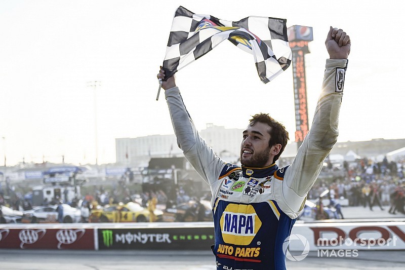 Chase Elliott named 2018 NASCAR Cup Series Most Popular Driver