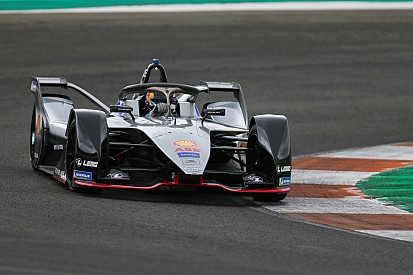 Buemi: Perang perangkat lunak jadi fokus tim Formula E