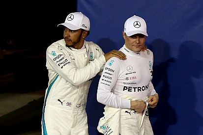 Verstappen: Hamiltonnak jól jött, hogy Bottas nem volt túl gyors