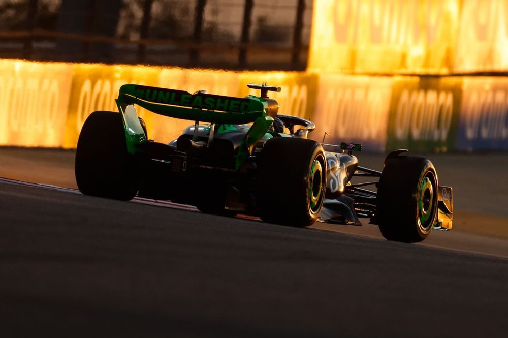 Zhou Guanyu, Kick Sauber C44