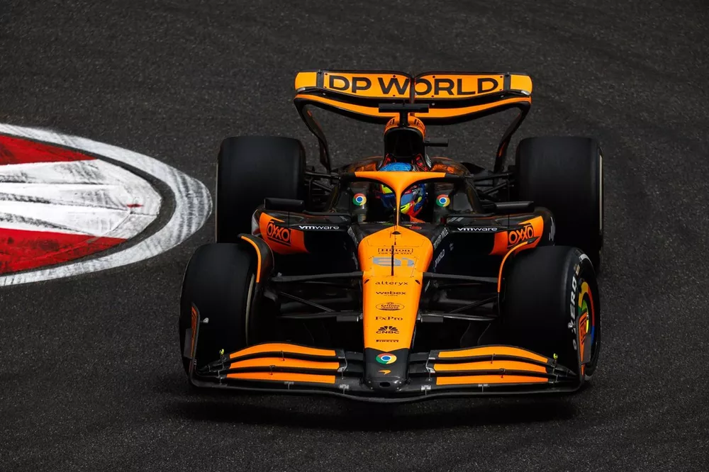 Oscar Piastri, McLaren MCL38