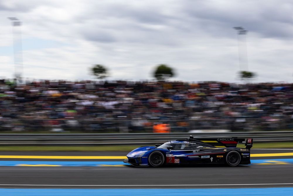  #2 Cadillac Racing Cadillac V-SeriesR: Earl Bamber, Alex Lynn, Alex Palou