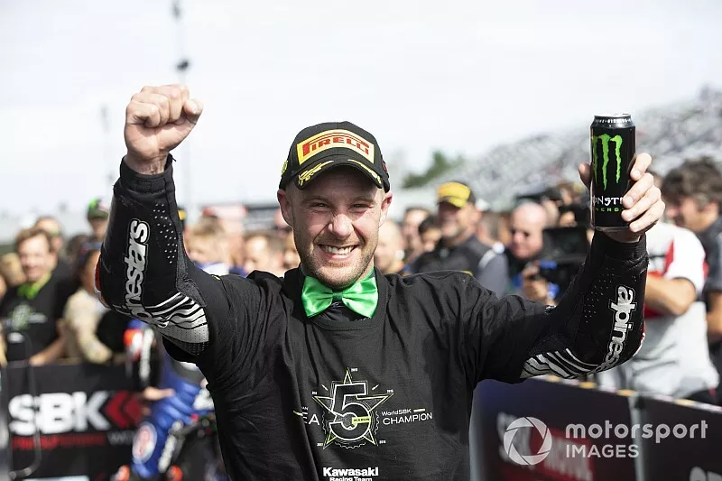 Jonathan Rea, Kawasaki Racing Team celebrates his 5th world title
