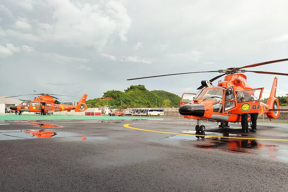 Helic&oacute;ptero evac&uacute;a a un piloto accidentado en MotoGP en Indonesia