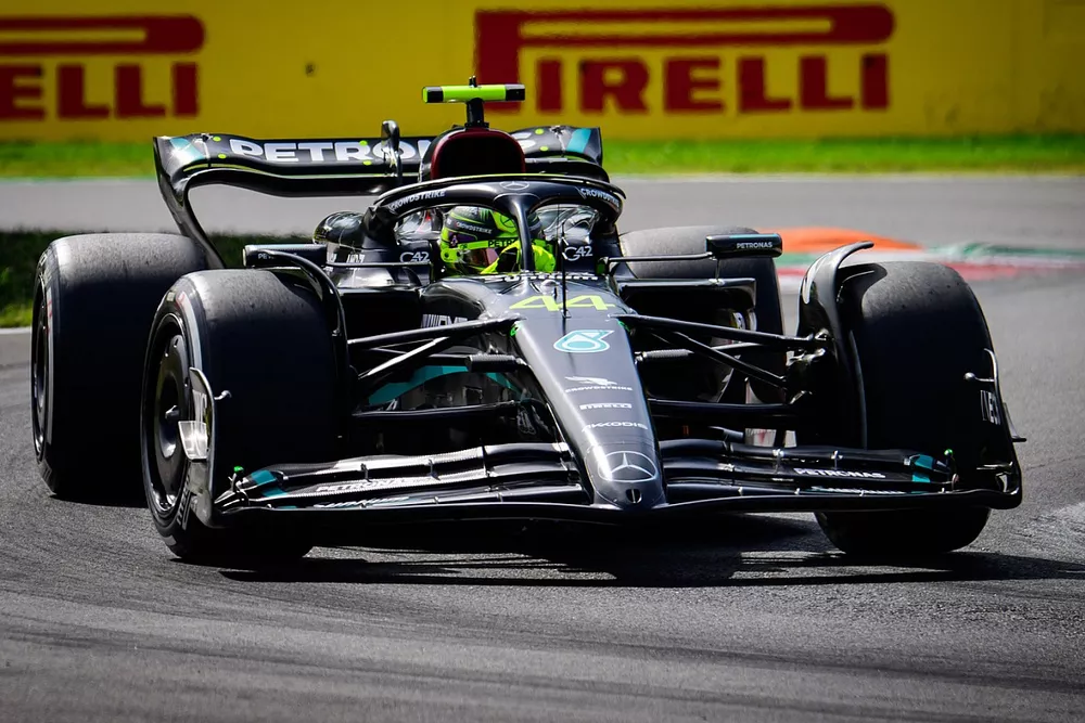 Lewis Hamilton, Mercedes W14