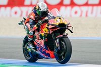 Acosta: "Estoy cambiando mi pilotaje para fluir m&aacute;s y ser menos agresivo"