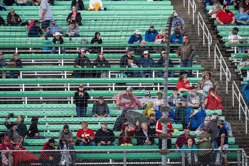 Fans react to race stopped for rain and lightning