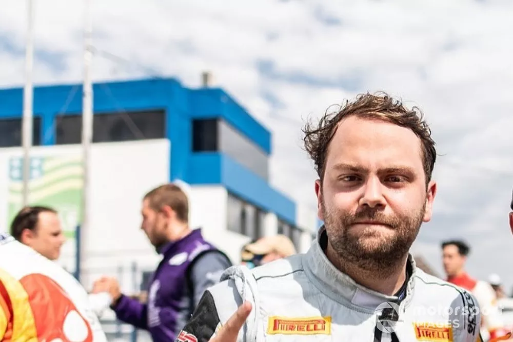 Raphael Reis e Kreis Jr.