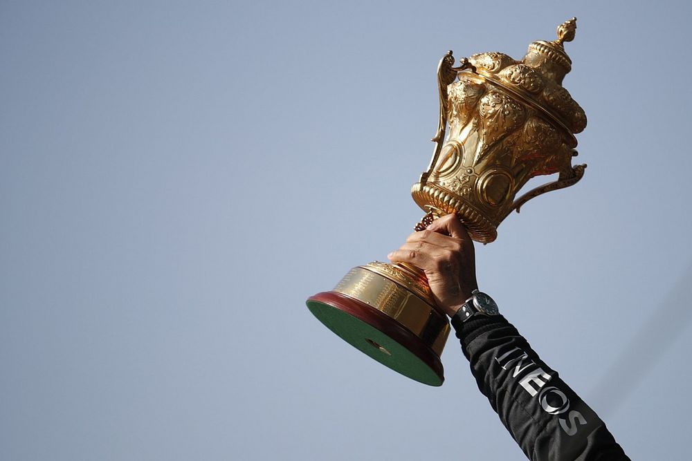 Trofeo del ganador Lewis Hamilton, Mercedes