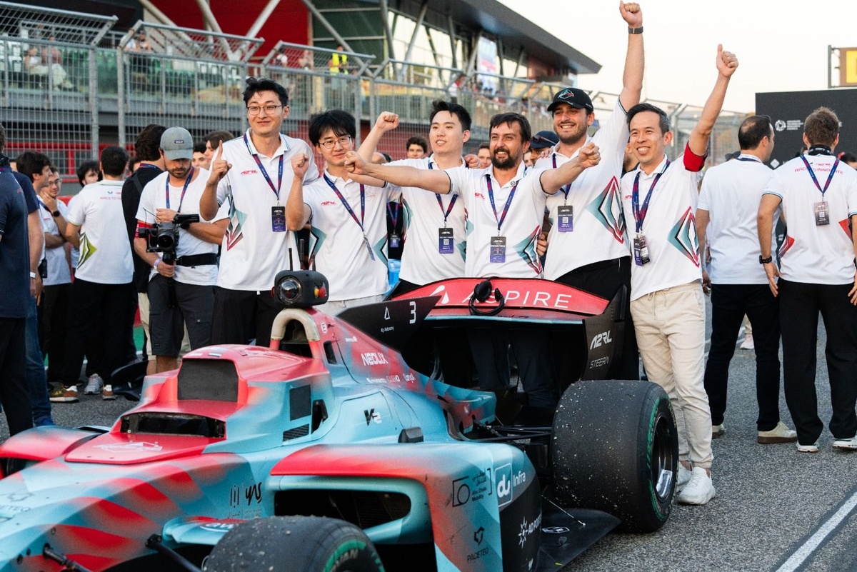 A2RL's First International Race Takes Place at Imola