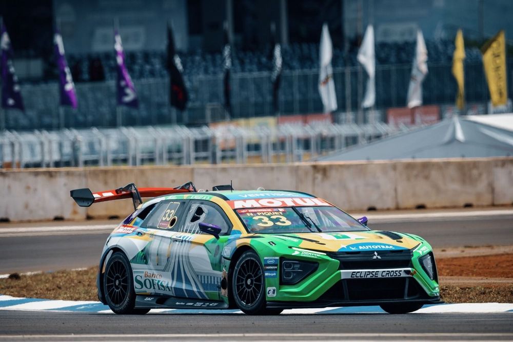 Nelsinho Piquet, Bras&iacute;lia