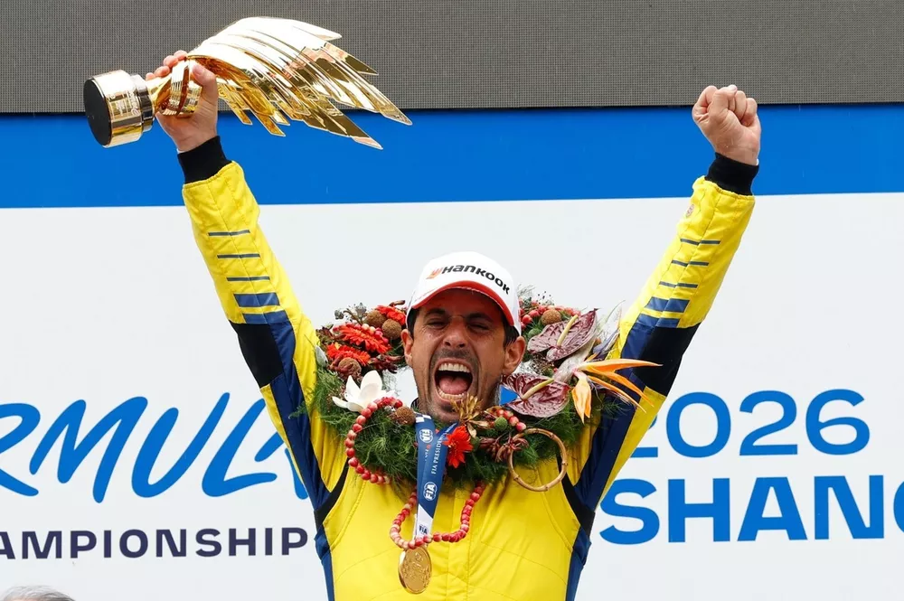 Formel E 2026 Shanghai 2: Lucas di Grassi siegt sensationell im Regen 