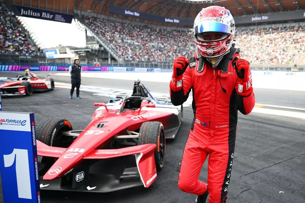 Race winner Nick Cassidy, Citroen Racing