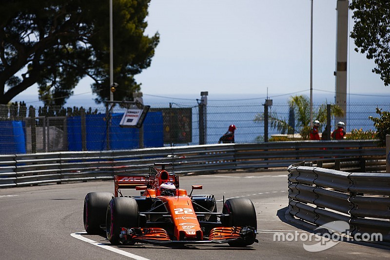 Button start Grand Prix van Monaco vanuit pitstraat