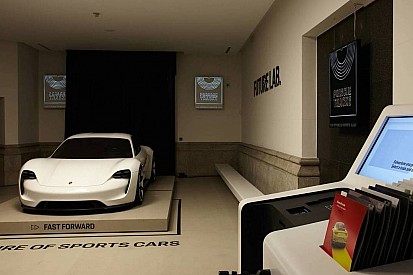 El primer Porsche Tracks del mundo abre sus puertas en Madrid