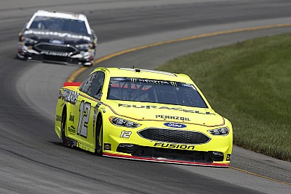Ryan Blaney se lleva la pole en Pocono