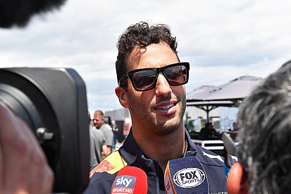 Ricciardo entiende la frustración de Verstappen