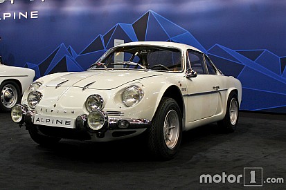 Photos - Alpine au salon Rétromobile