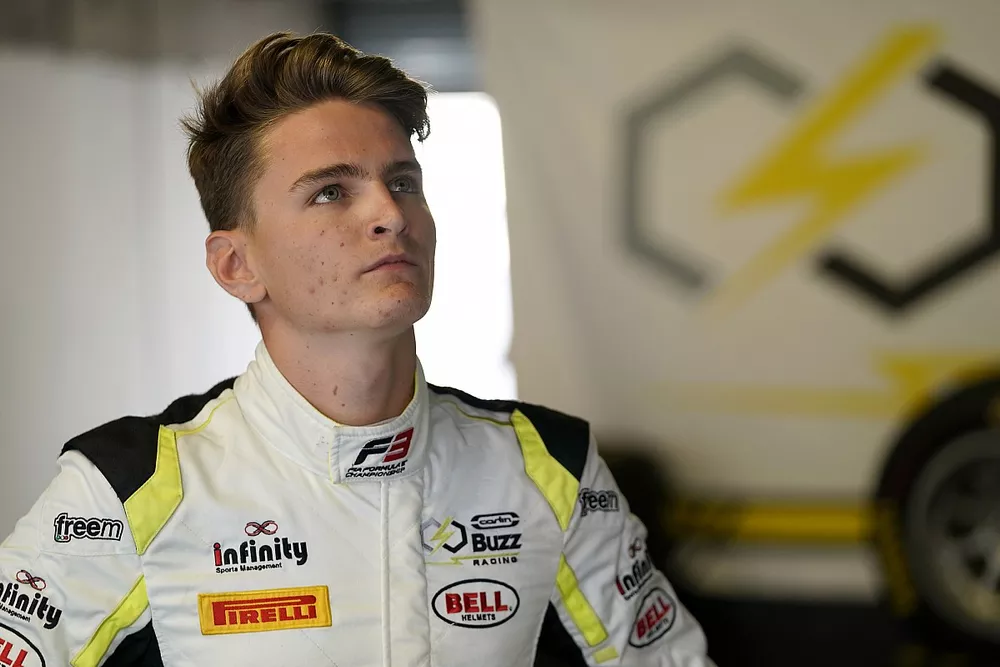 Logan Sargeant, Carlin Buzz Racing