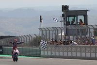 M&aacute;rquez vuelve a ganar tres a&ntilde;os despu&eacute;s y culmina un fin de semana memorable en Arag&oacute;n