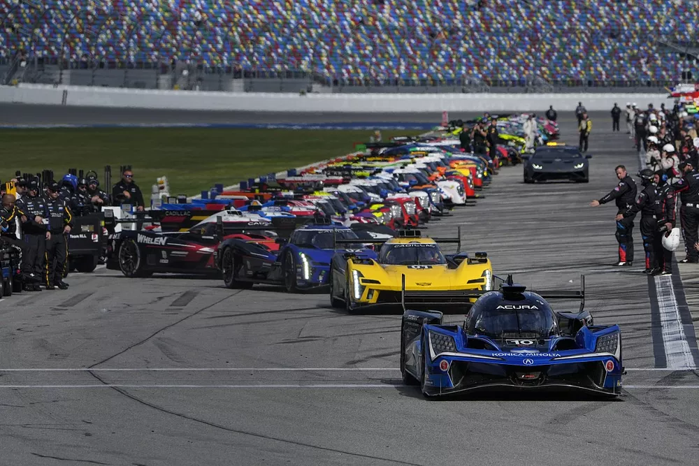 #10 Wayne Taylor Racing Acura ARX-06: Ricky Taylor, Filipe Albuquerque, Louis Deletraz, Brendon Hartley