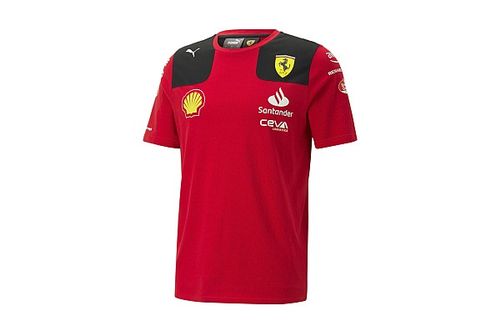 Ferrari presenta su vestimenta para la F1 2023
