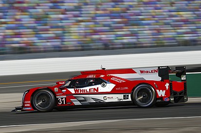 24 Ore di Daytona, 12° ora: le Cadillac si portano al comando a metà gara