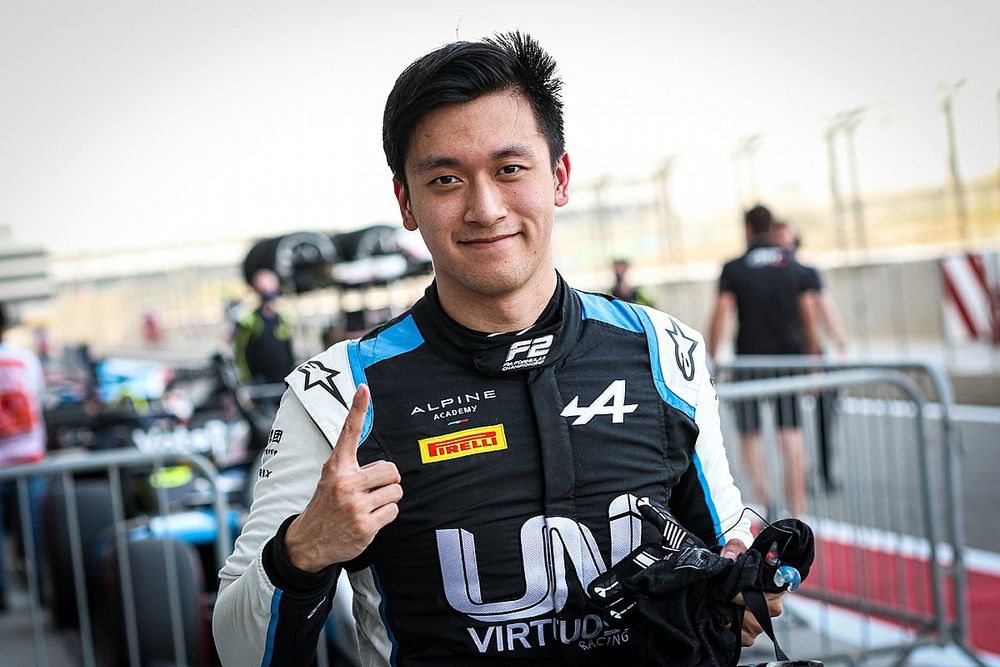 Guanyu Zhou, Uni-Virtuosi Racing