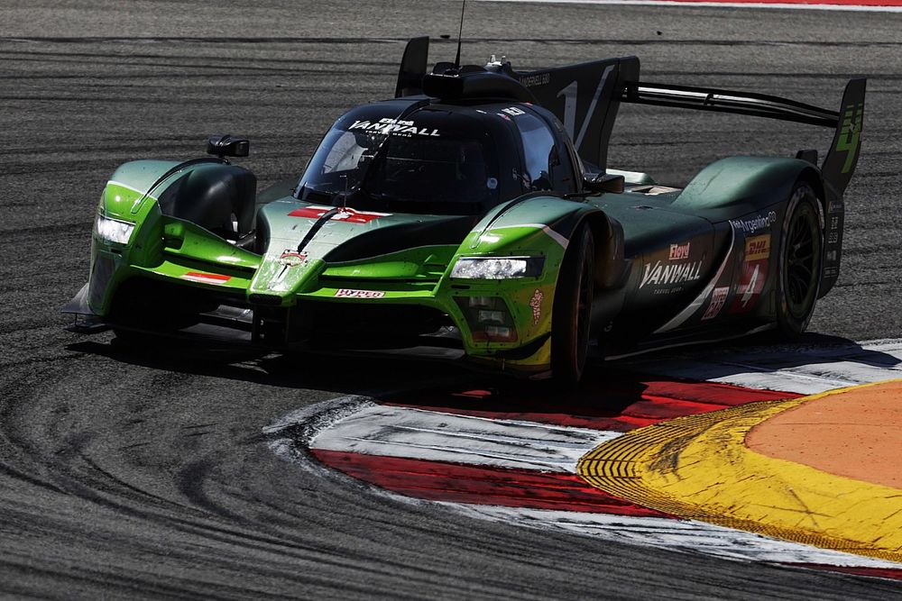 #4 Floyd Vanwall Racing Team Vanwall Vandervell 680: Tom Dillmann, Esteban Guerrieri, Jacques Villeneuve