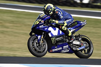 Rossi: Size difference to Vinales is a disadvantage