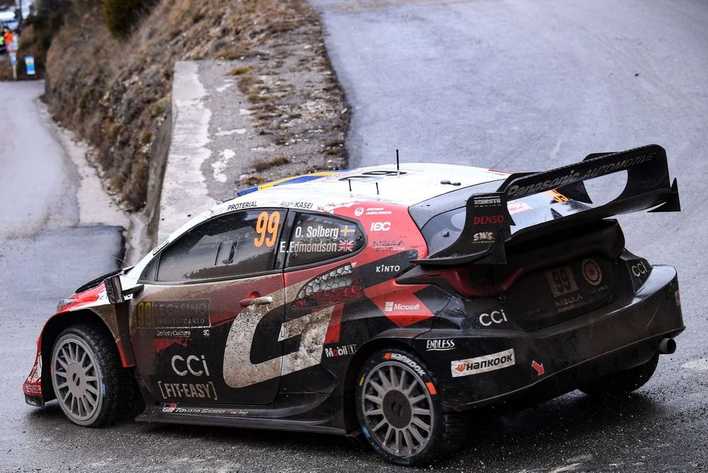 Oliver Solberg, Elliott Edmondson, Toyota Gazoo Racing WRT Toyota GR Yaris Rally1