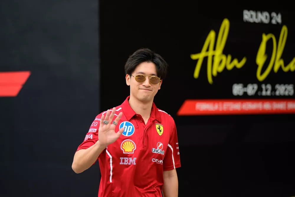 Guanyu Zhou, Ferrari