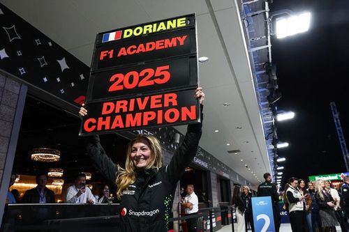 Doriane Pin se corona como campeona de la F1 Academy en Las Vegas