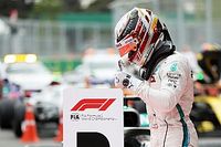Hamilton se encuentra con la victoria en un alocado GP de Azerbaiy&aacute;n 